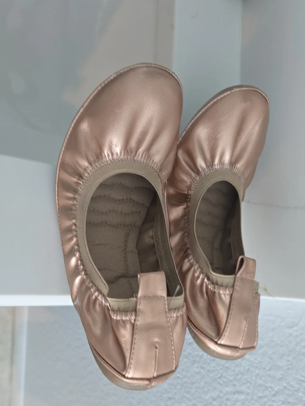 Ollio Metallic Rose Gold Ballet Flats